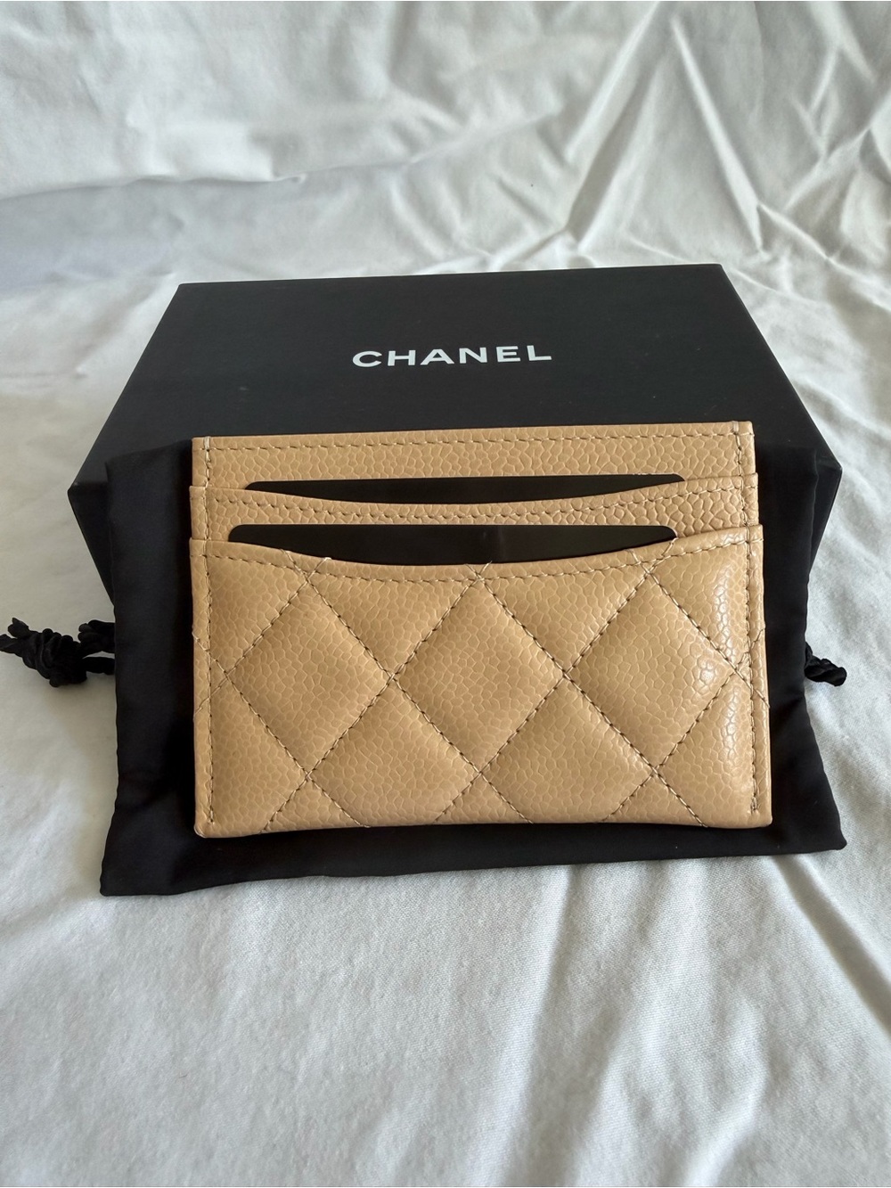 โSOLDโ CHANEL Quilted Beige CC Logo Card Case - Picture 2 of 7